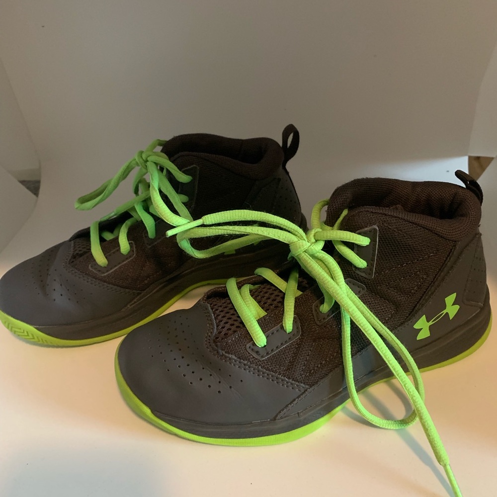 Boys 1.5 Y Under Armor Shoes